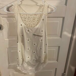 A nice summer shirt very flowy